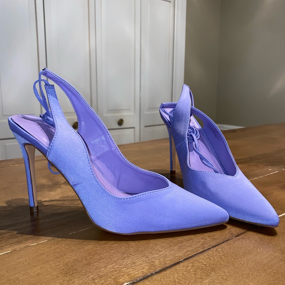 Fashion Nova Lilac laced heels never worn💜